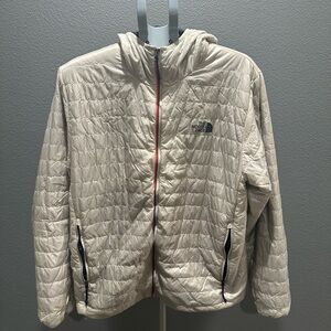 The North Face Men's Beige Quilted Puffer Jacket
